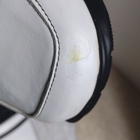 👍 Women's Designer Golf Shoes Size 39.   Comfortable Bin - A8 - Picture 3 of 9